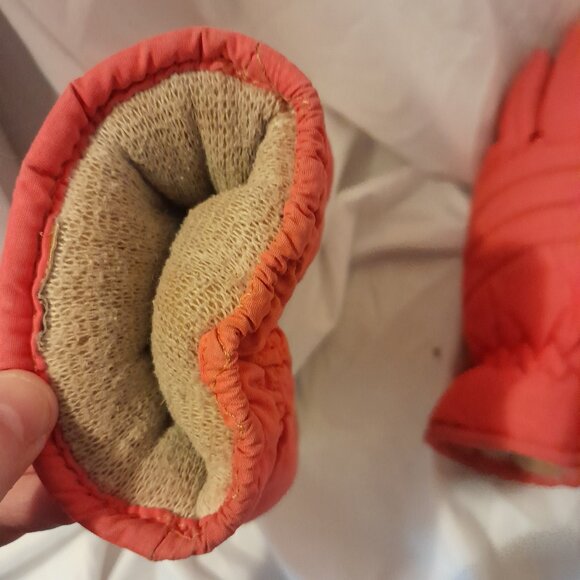 FREE WITH PURCHASE - Vintage 1990's Promark Orange Ski Gloves Neon Gorpcore - Picture 5 of 8